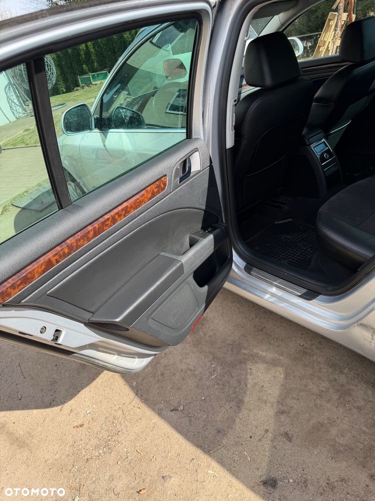 Skoda Superb 2.0 TDI Elegance DSG - 20