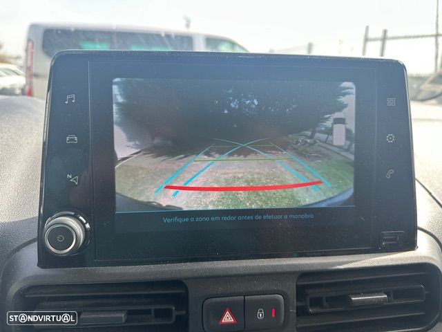 Citroën BERLINGO CX.AUT. 8V. 3 LUGARES C/GPS 130 CV - 10