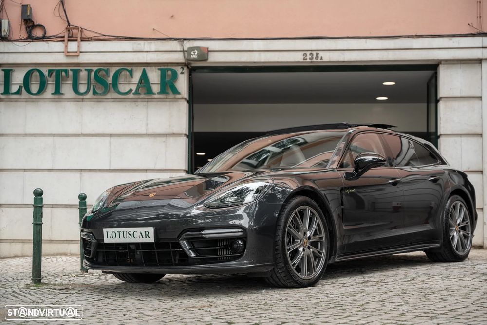 Porsche Panamera Sport Turismo Turbo S E-Hybrid - 1