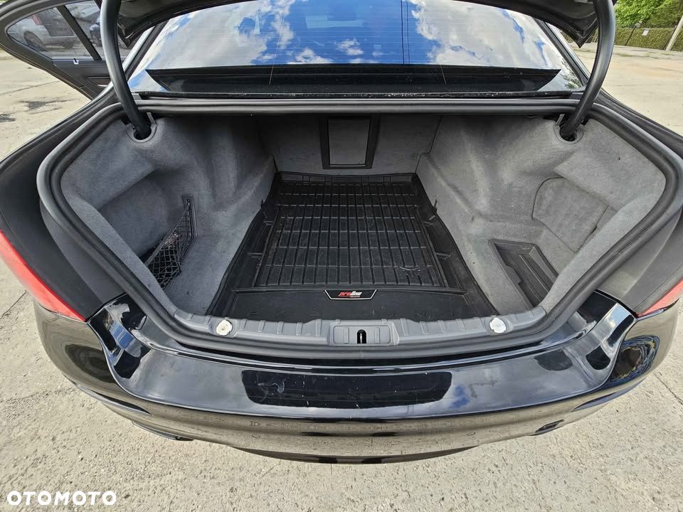 BMW Seria 7 740d - 16