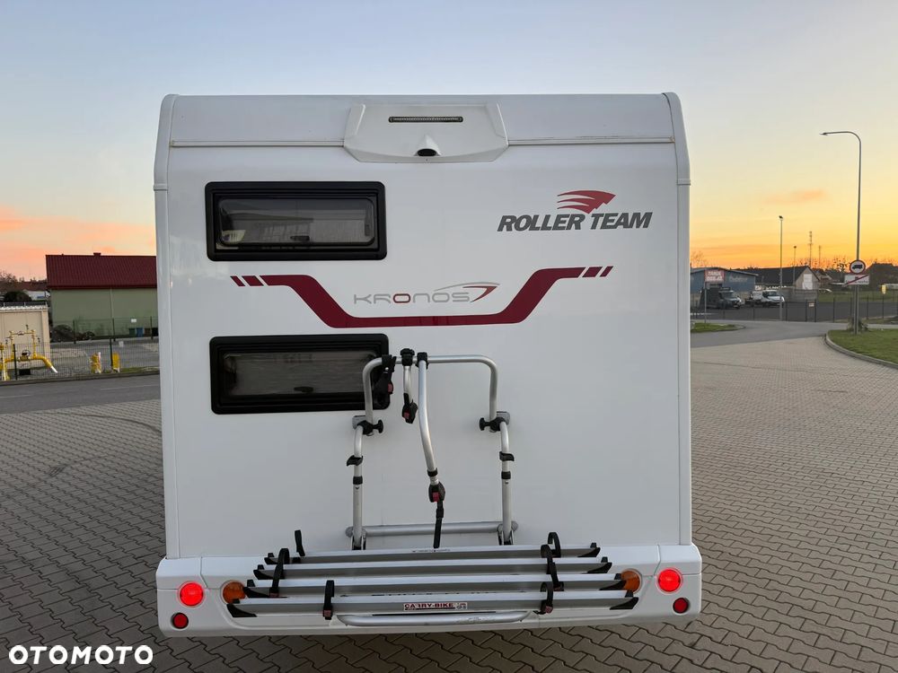 Roller Team 277 camper 7-osób kamper camper zamiana - 9
