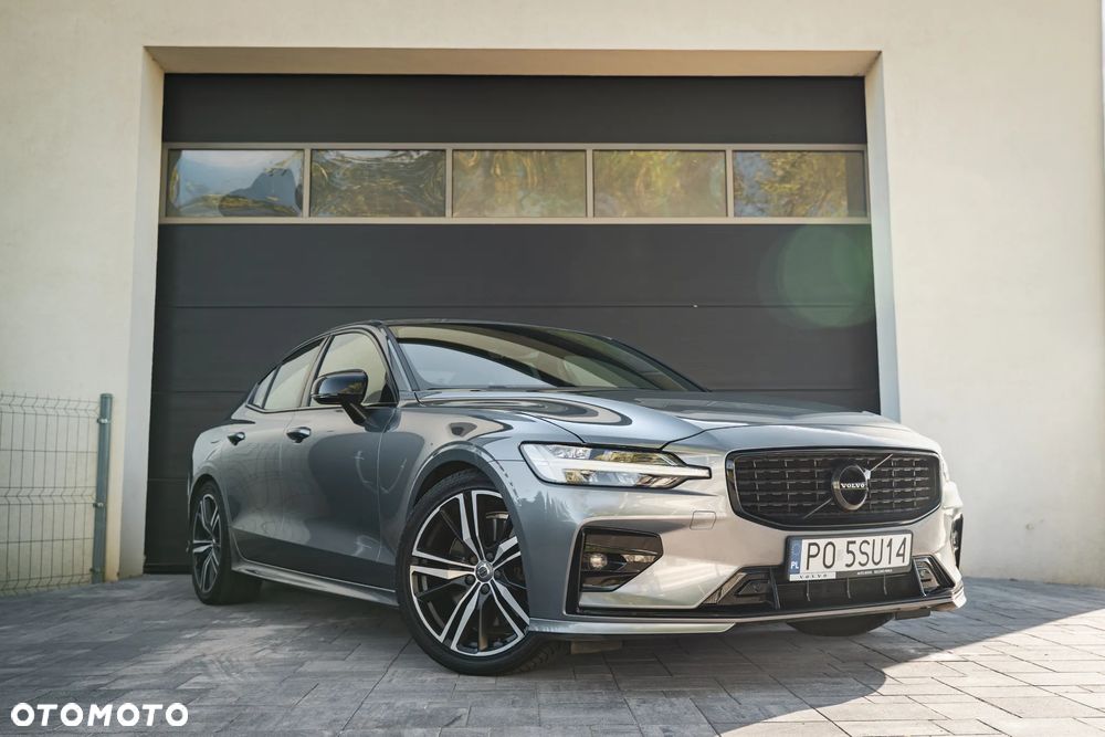 Volvo S60 B5 B AWD R-Design - 4