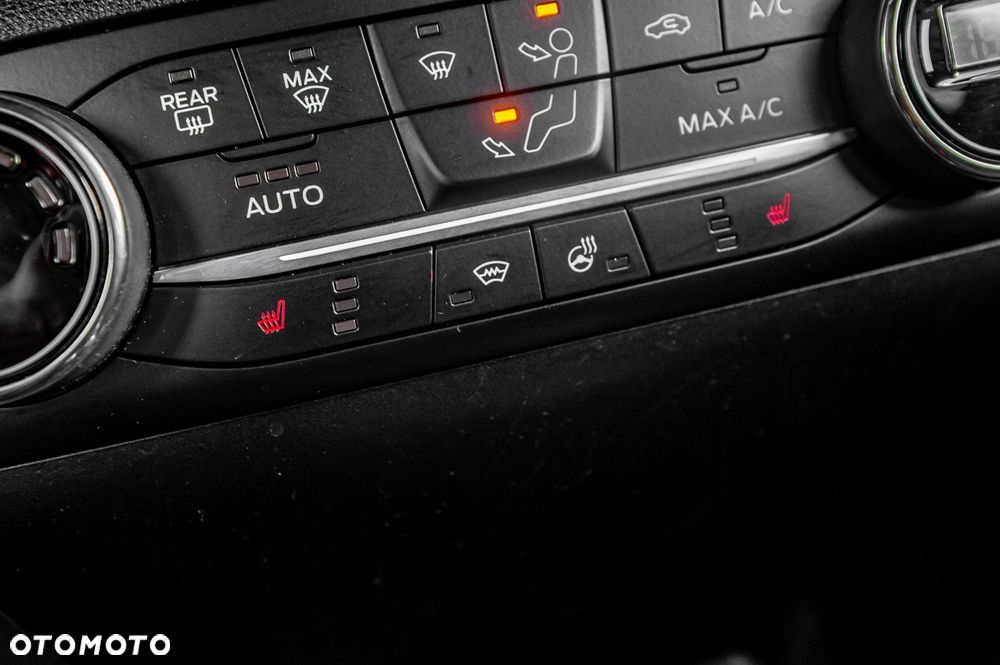 Ford Fiesta 1.0 EcoBoost S&S ACTIVE COLOURLINE - 30