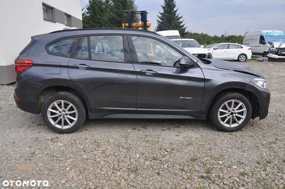 BMW X1 - 16