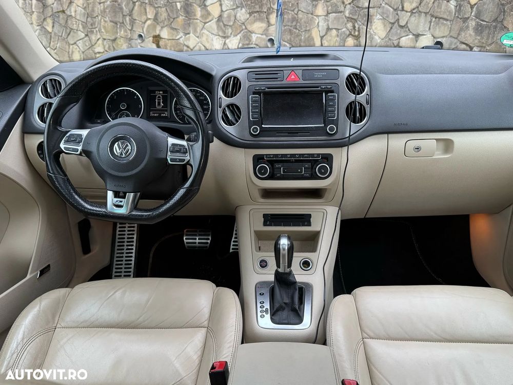 Volkswagen Tiguan 2.0 TDI 4Motion DSG Sport & Style - 8