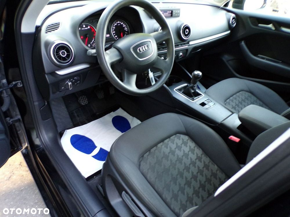 Audi A3 Sportback - 17