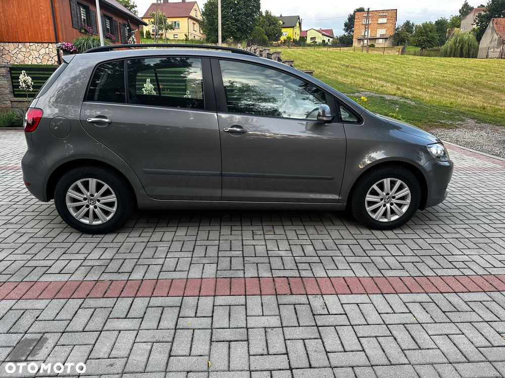 Volkswagen Golf Plus 1.6 TDI BlueMot Comfortline - 6