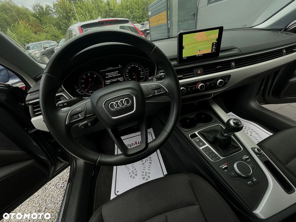 Audi A4 Avant 2.0 TFSI ultra Sport - 29