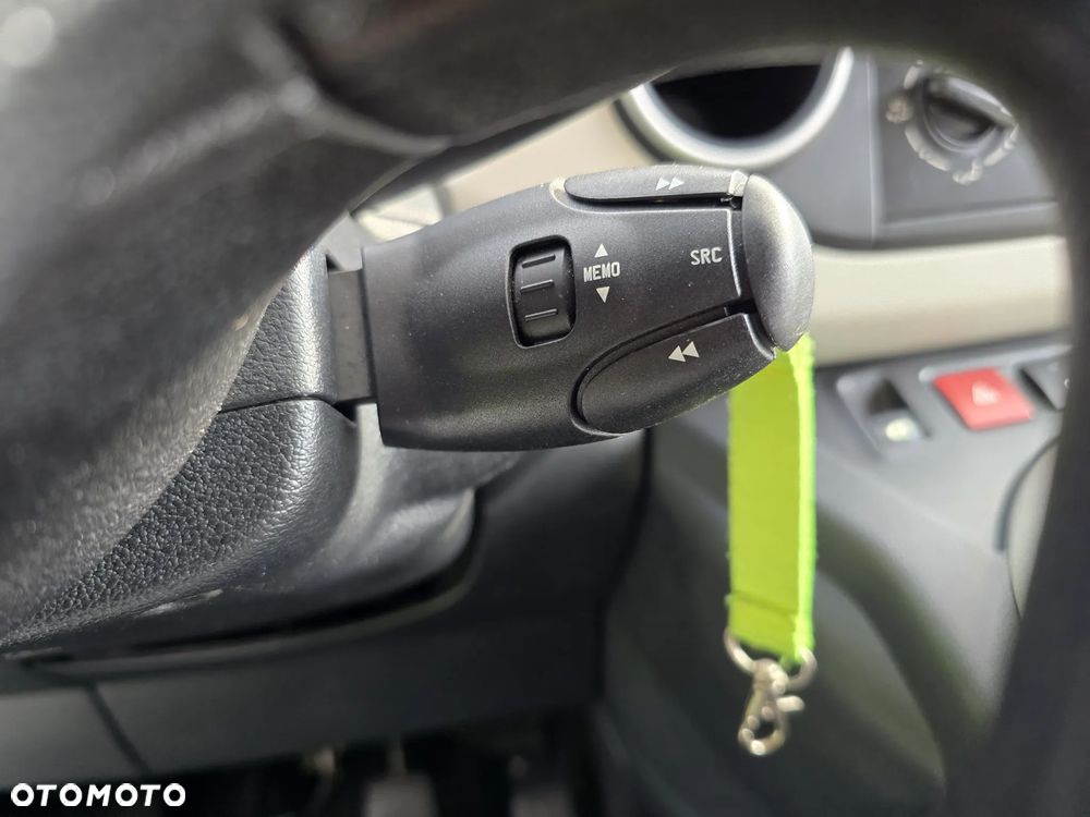 Peugeot Partner 1.6 HDi Active - 32
