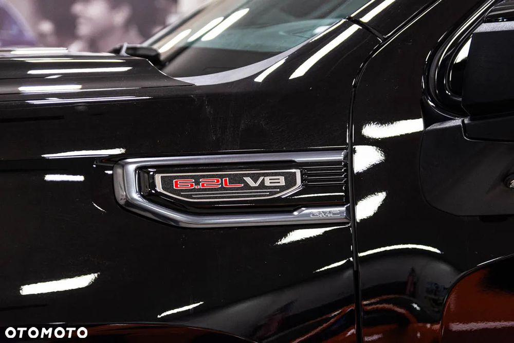GMC Sierra - 8
