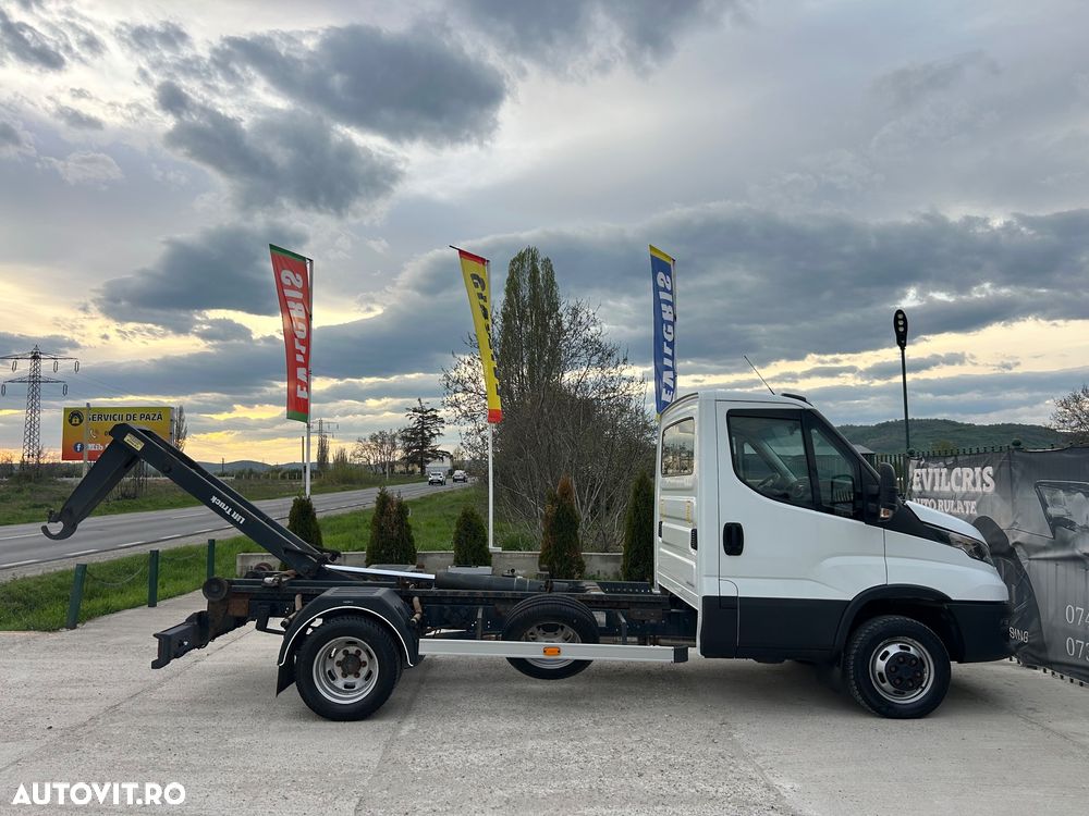 Iveco LIFT DE CONTAINER CU CARLIG 3.0 D - 18
