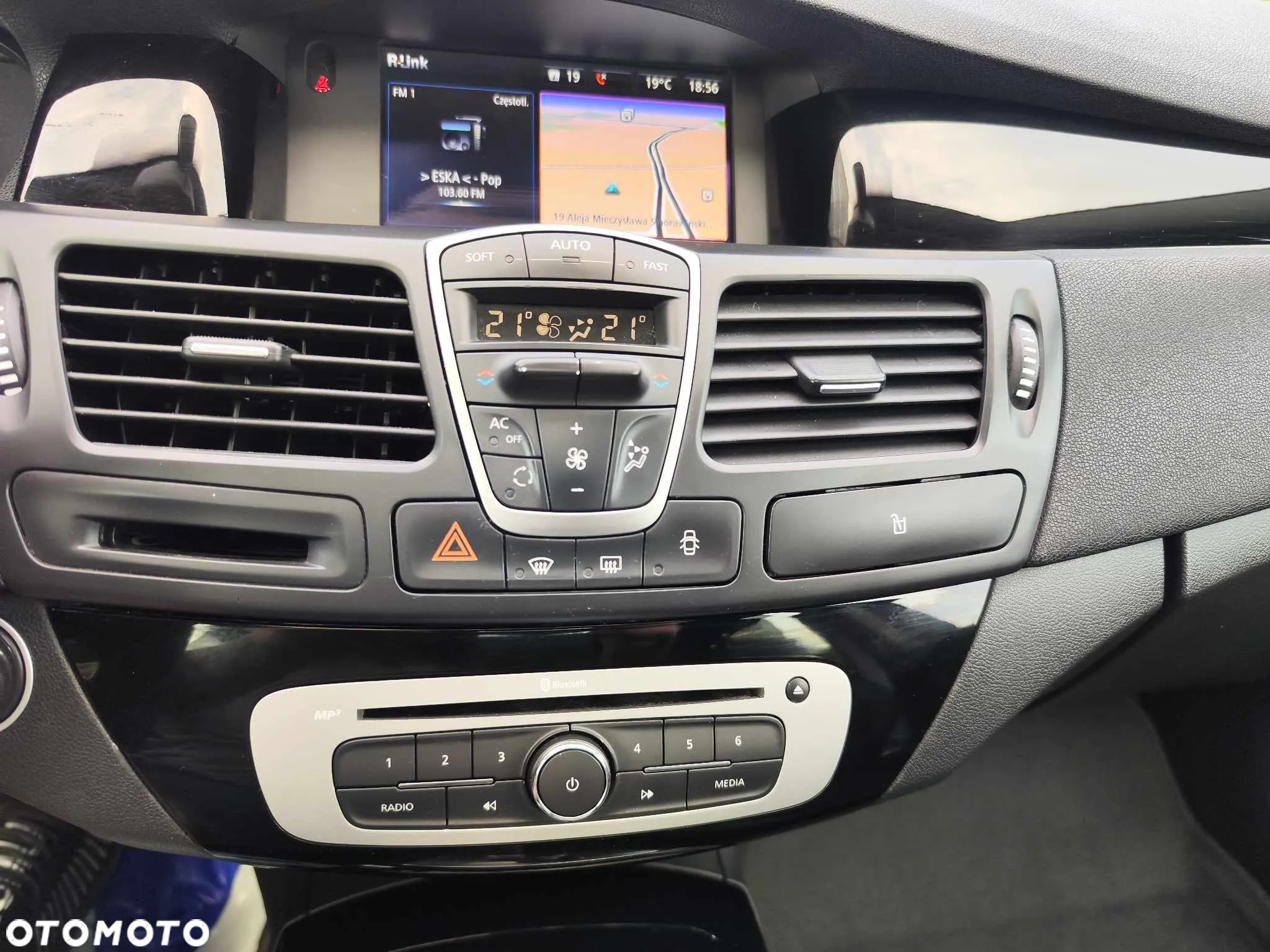 Renault Laguna Grandtour dCi 110 FAP EDC Bose Edition - 29