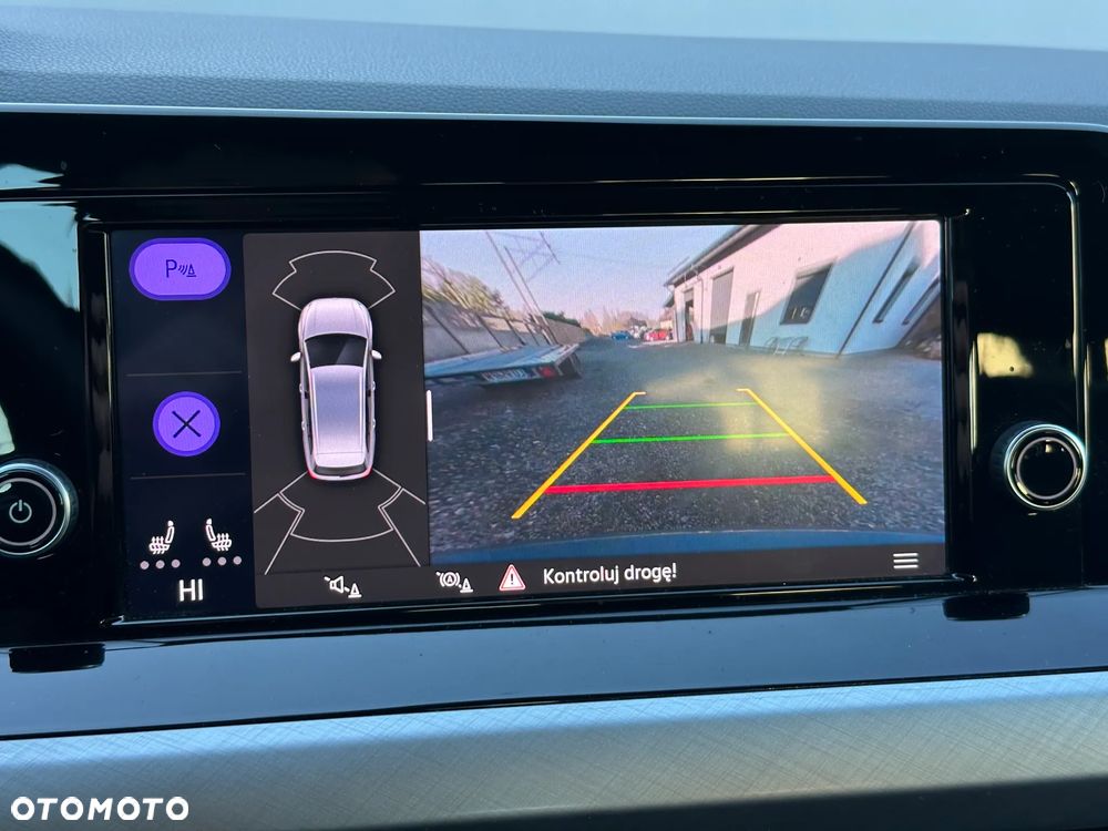 Volkswagen Golf VIII 1.5 eTSI EVO Life DSG - 28