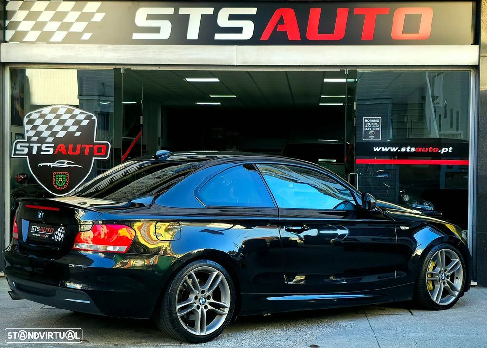 BMW 118 d Limited Edition Lifestyle c/ M Sport Pack - 5