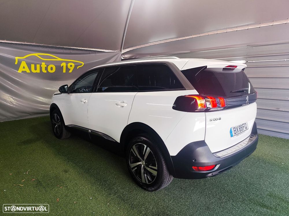 Peugeot 5008 1.2 PureTech Allure - 4