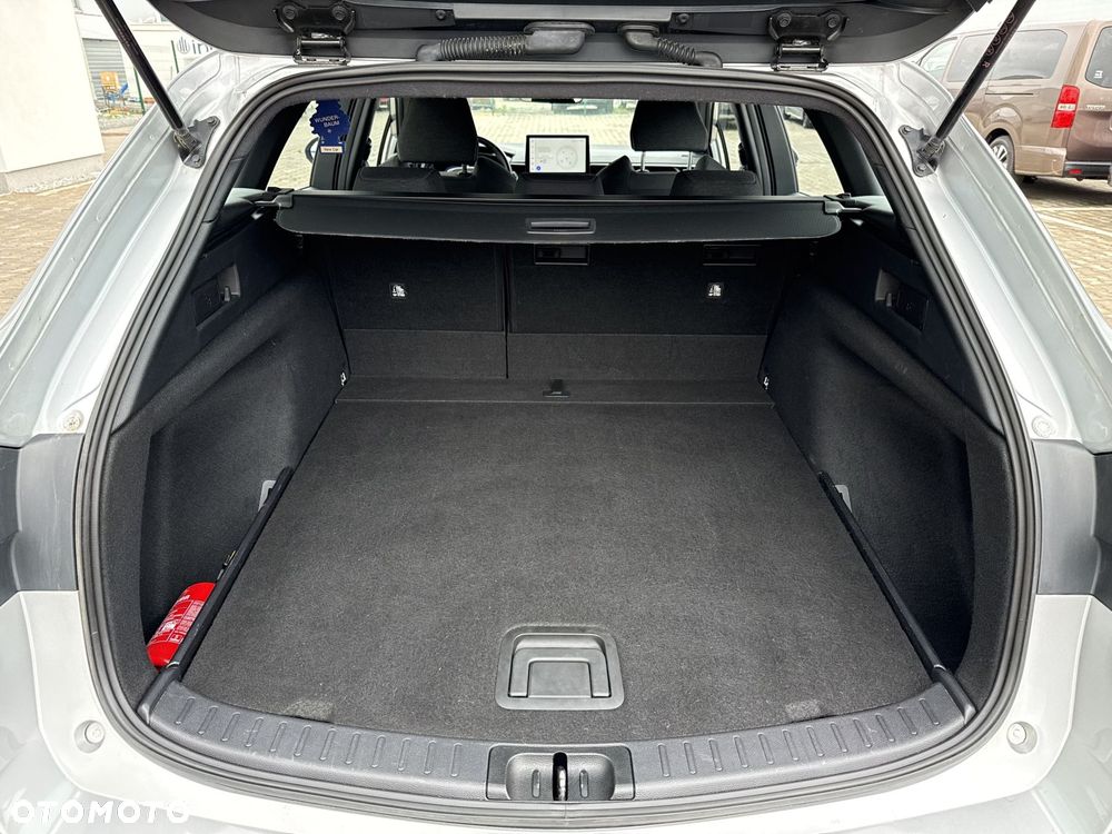 Toyota Corolla 1.8 Hybrid Comfort - 11