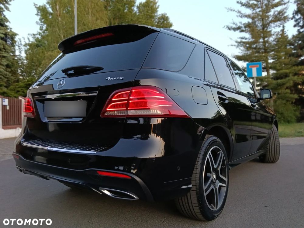 Mercedes-Benz GLE - 11