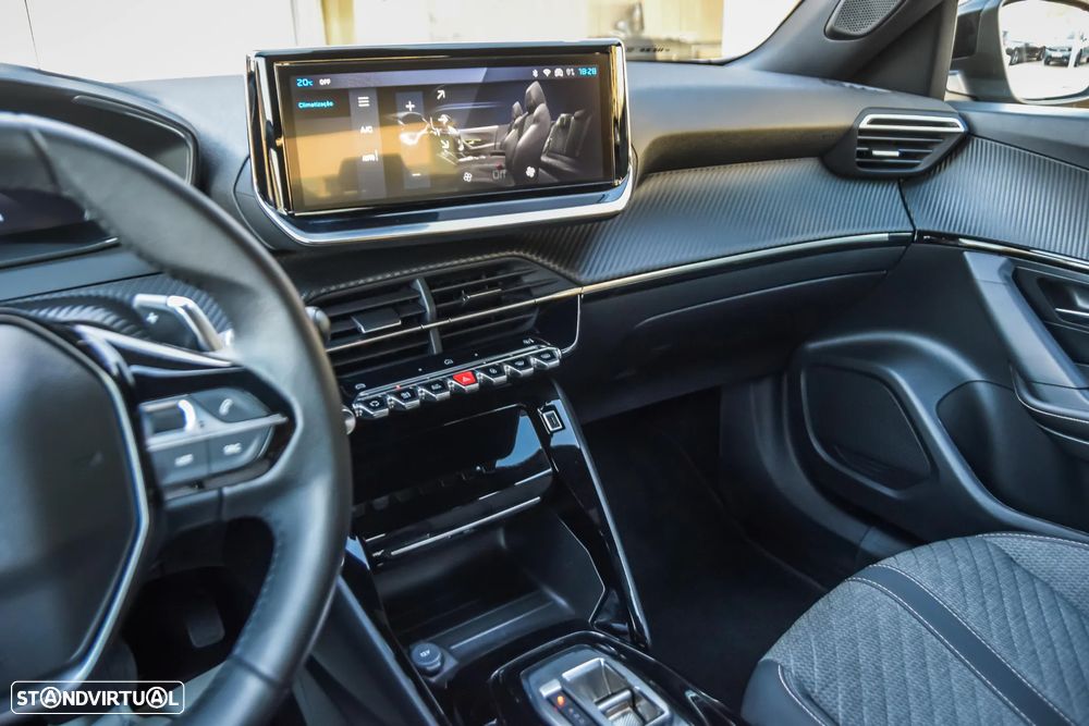 Peugeot 2008 1.2 Hybrid Allure e-DCS6 - 31