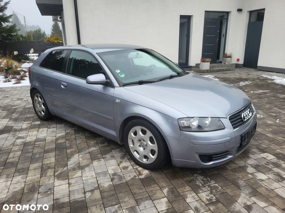 Audi A3 3-drzwiowe 1.6 Attraction - 8