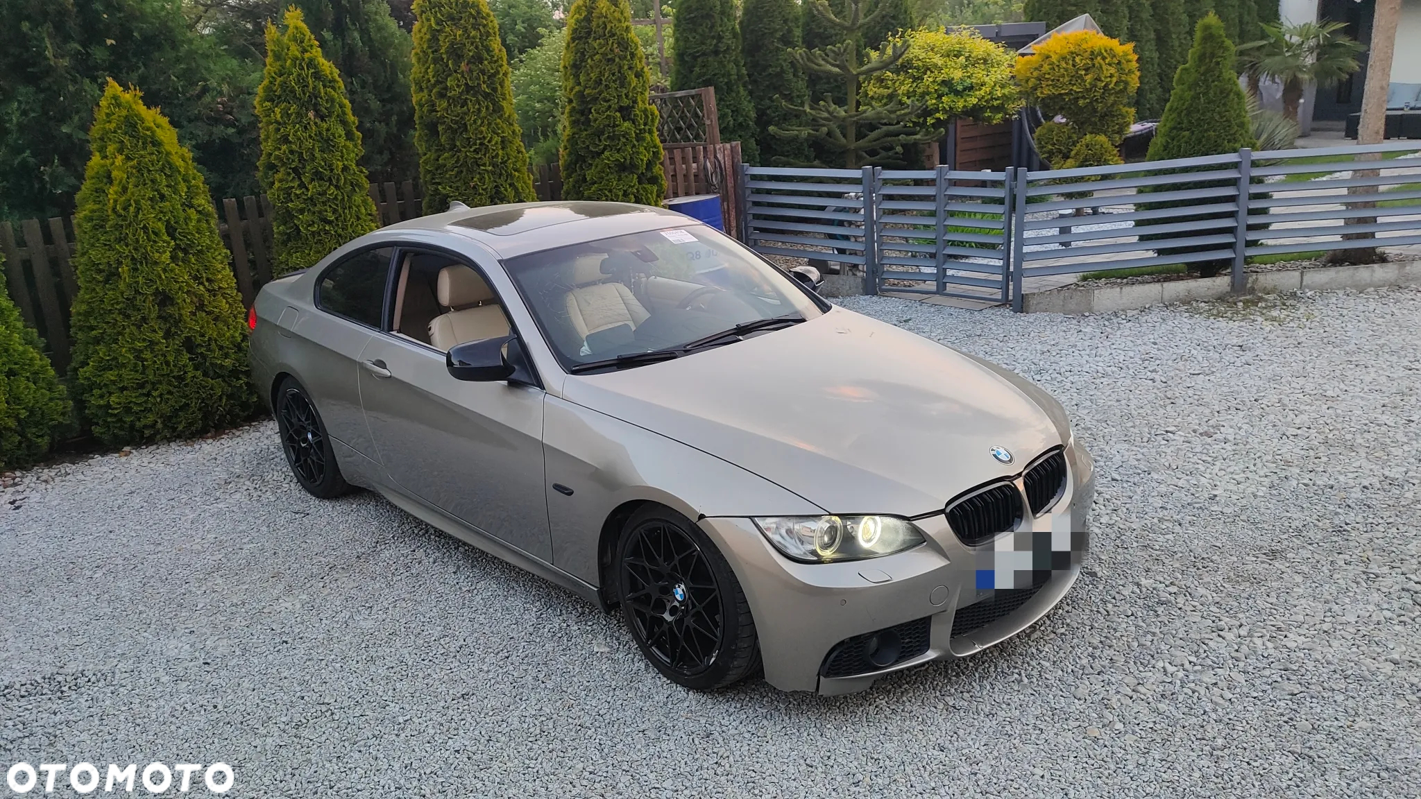 BMW Seria 3 330i xDrive Coupe - 7