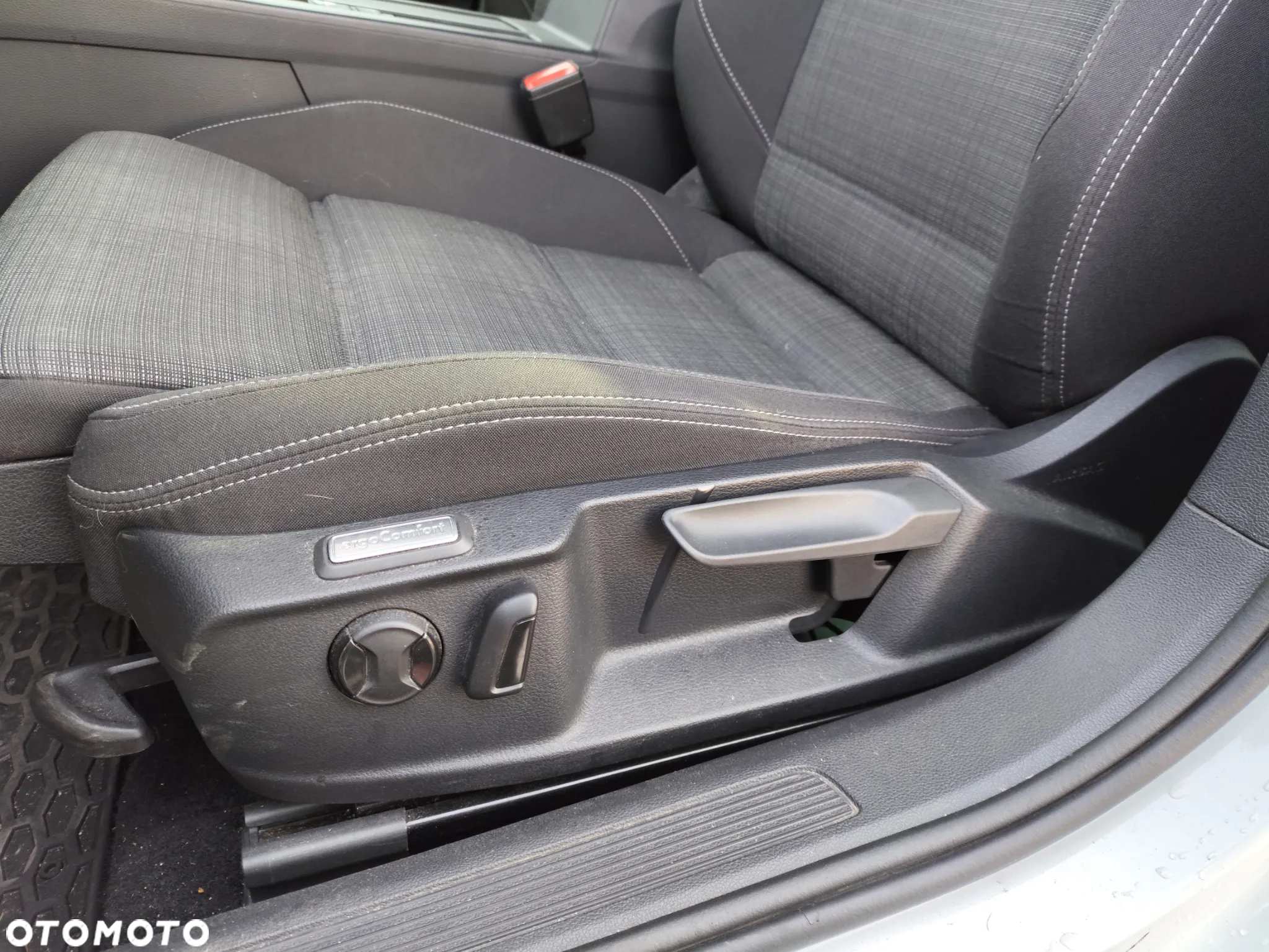 Volkswagen Passat 2.0 TSI Business DSG - 15