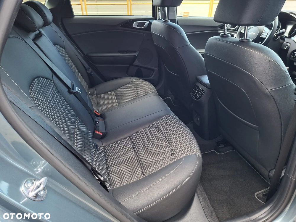 Kia Ceed 1.5 T-GDI Tribute - 16