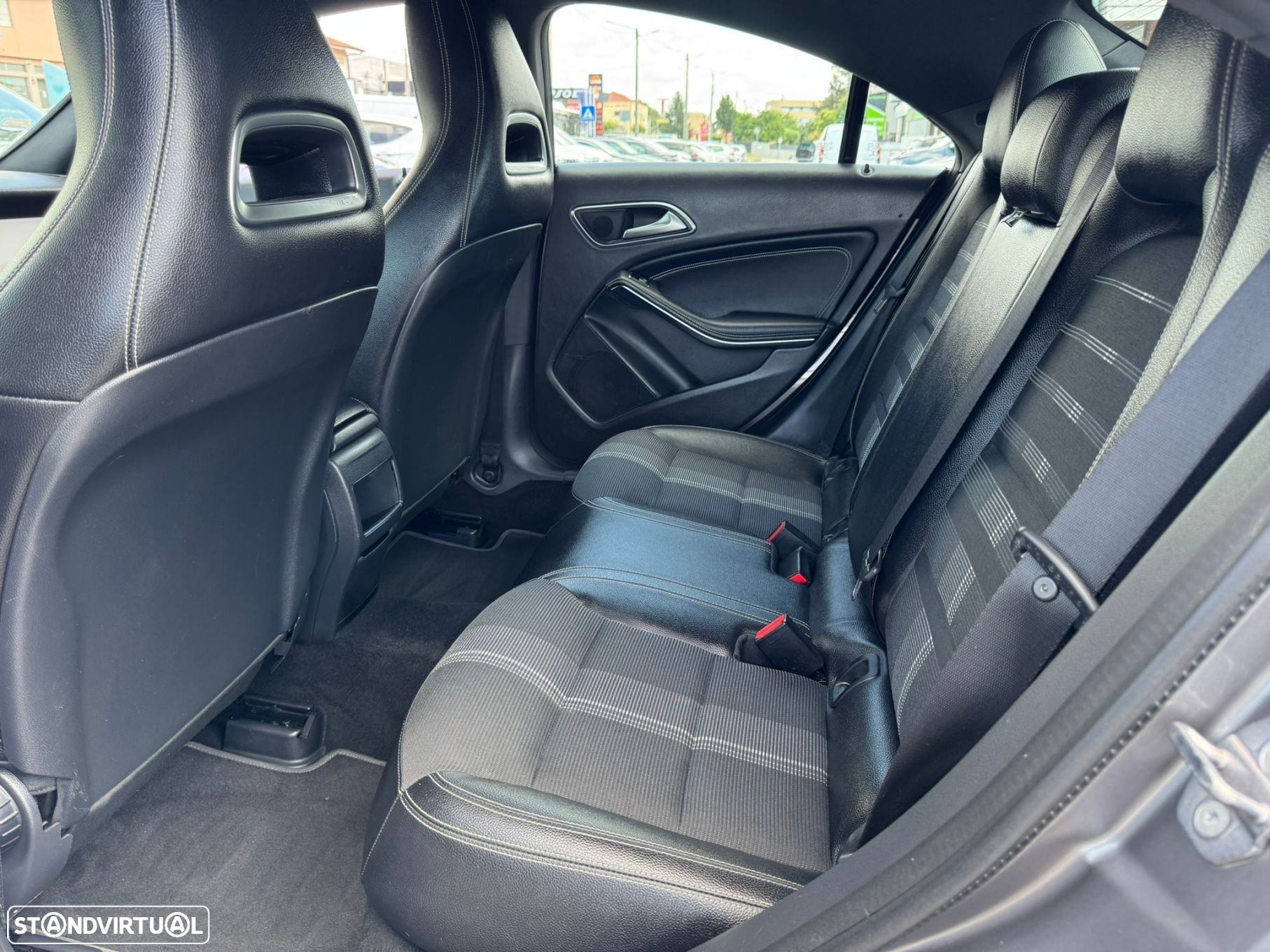 Mercedes-Benz CLA 180 d Urban Aut. - 9