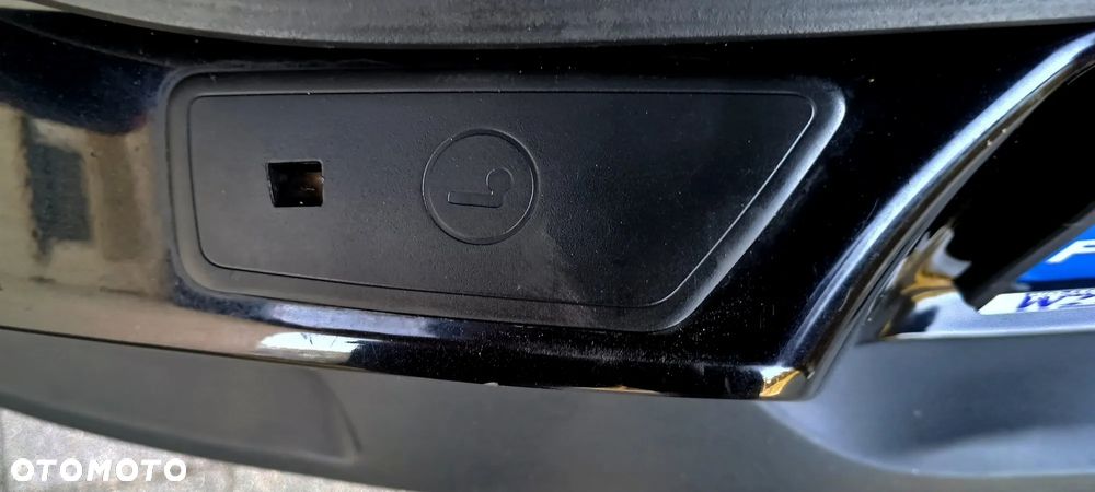 Volkswagen Tiguan 2.0 TDI DPF 4Motion BlueMotion Technology DSG Sport & Style - 22