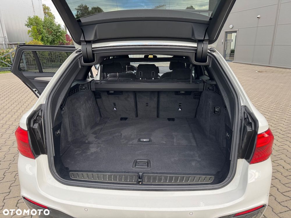 BMW Seria 5 530i xDrive M Sport sport - 10