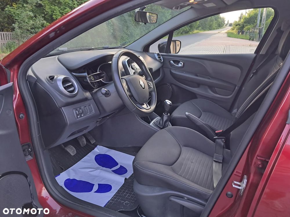 Renault Clio 1.2 16V 75 LIMITED - 20