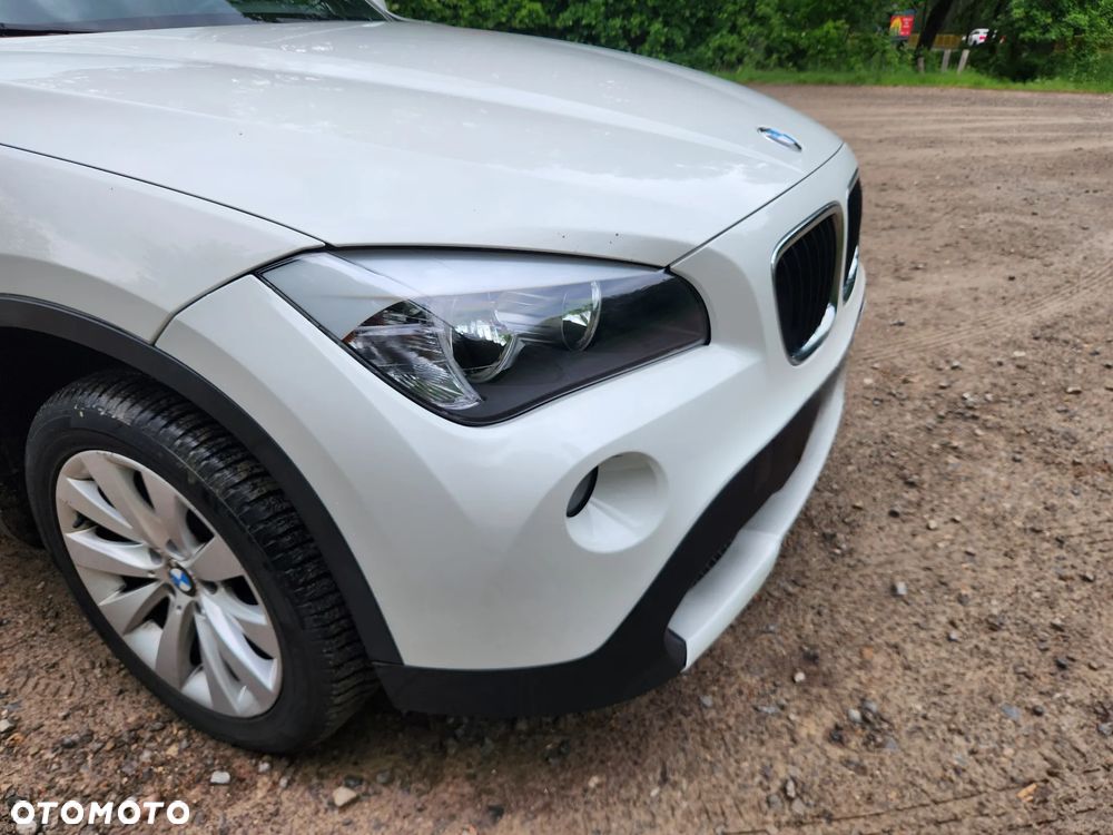 BMW X1 xDrive18d xLine - 15