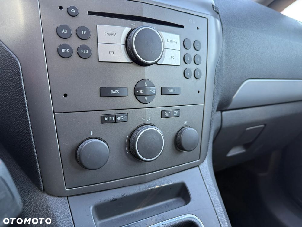 Opel Zafira 1.6 - 19