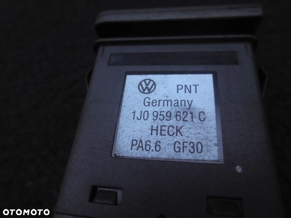 VW GOLF IV BORA PRZEŁĄCZNIKI ZESTAW GRZANIE FOTELI TYLNEJ SZYBY ESP ŚWIATŁA AWARYJNE - 4