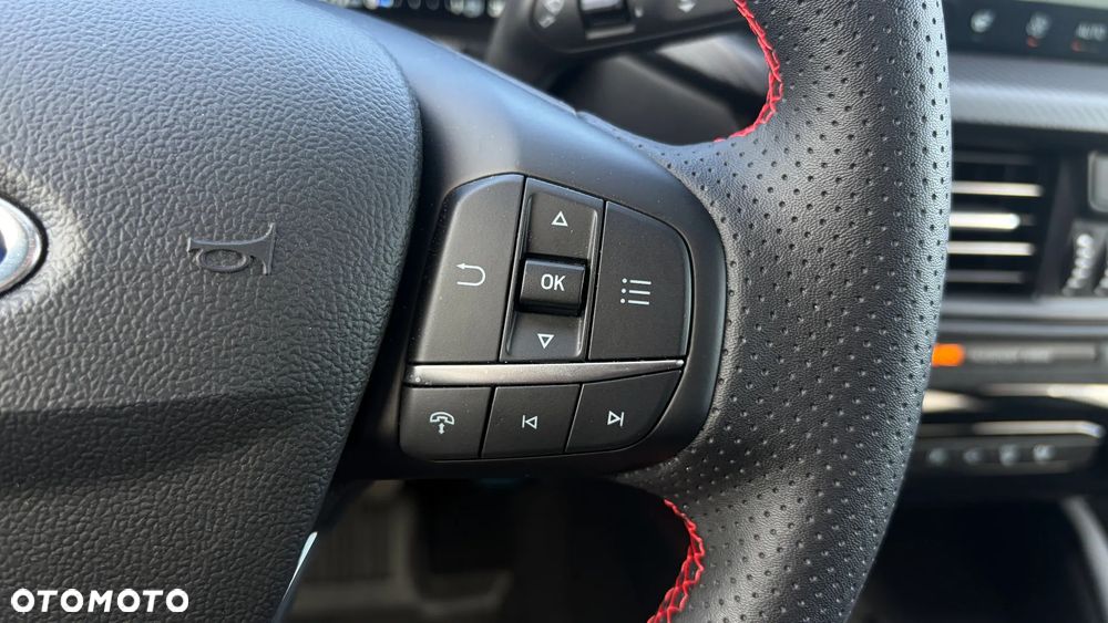Ford Kuga - 14