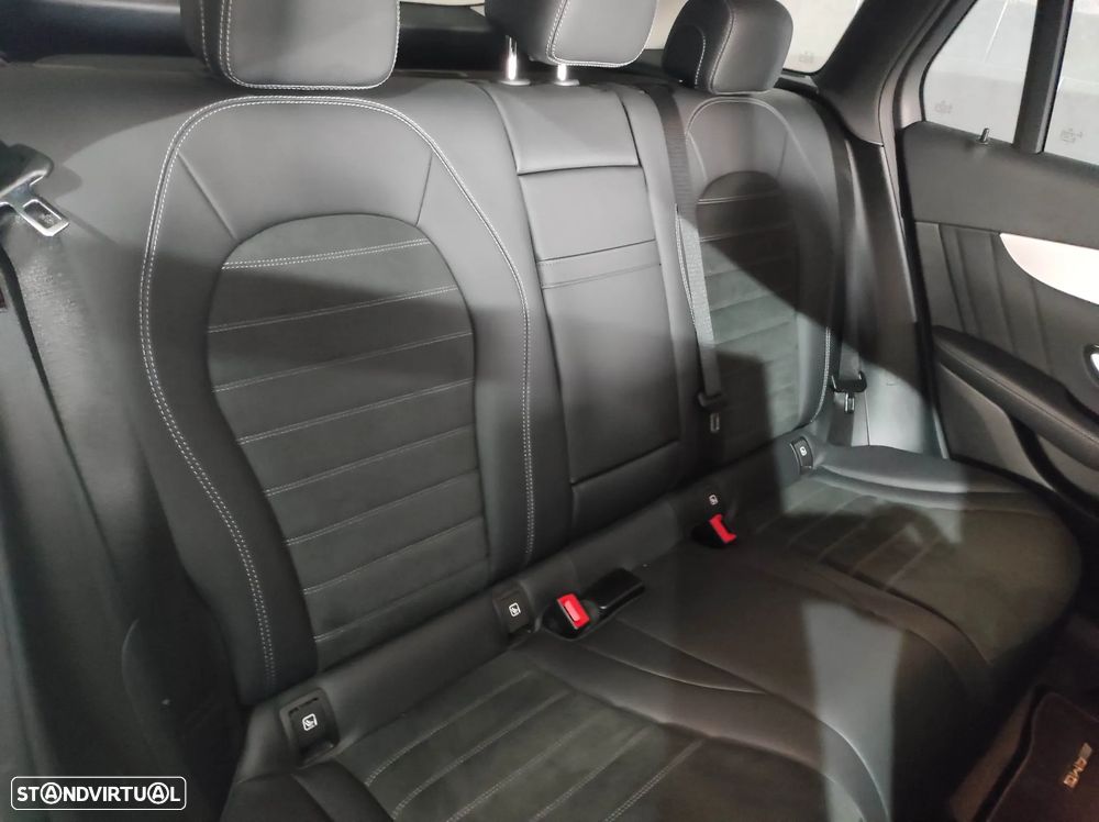 Mercedes-Benz GLC 300 de 4Matic 9G-TRONIC AMG Line - 36