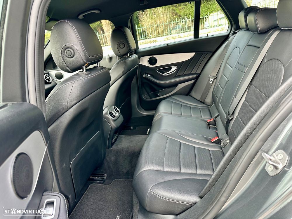 Mercedes-Benz C 220 d AMG Line - 28