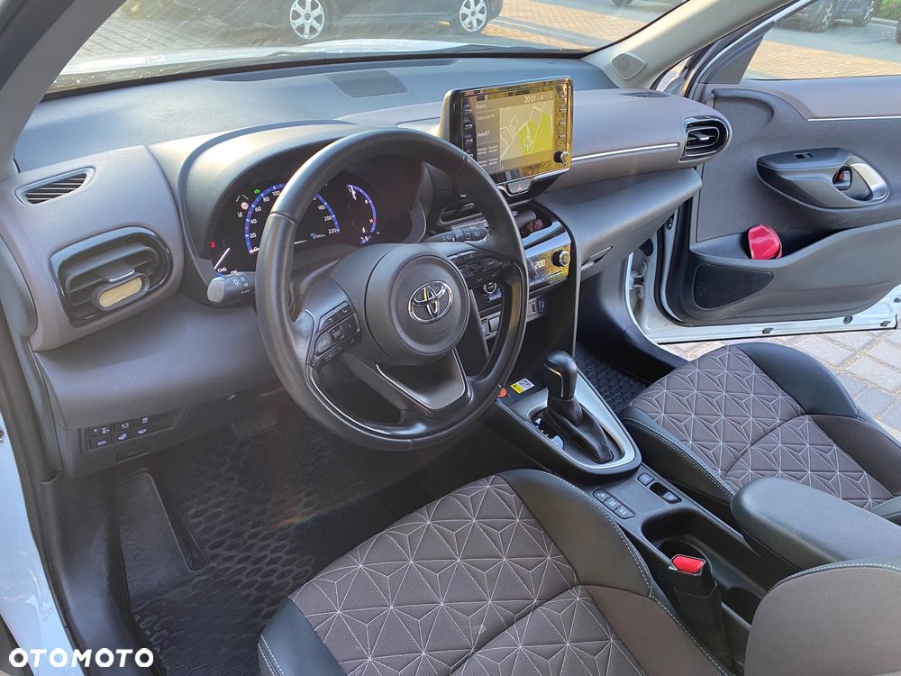 Toyota Yaris Cross Hybrid 1.5 Executive - 10