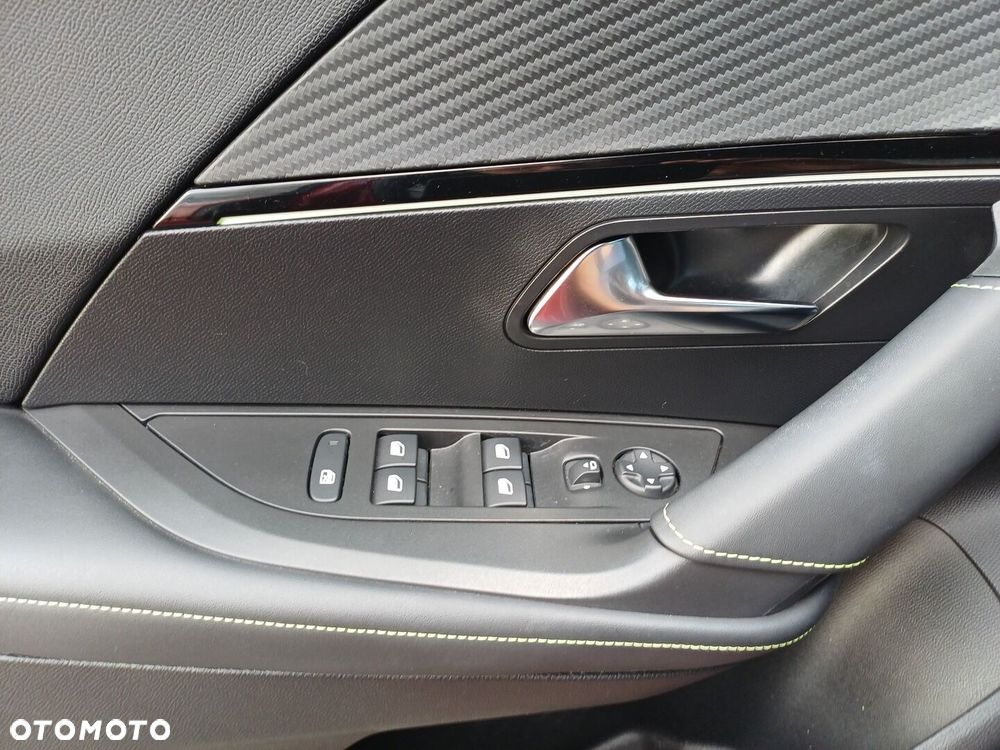 Peugeot 2008 1.2 PureTech GT S&S EAT8 - 25