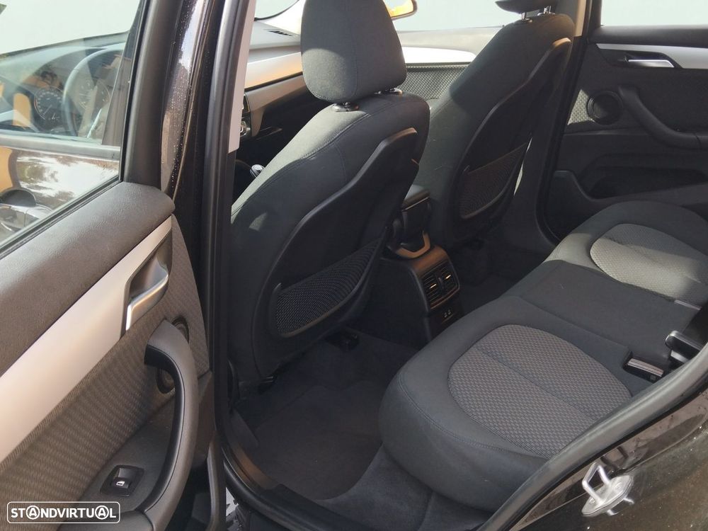 BMW X1 - 15