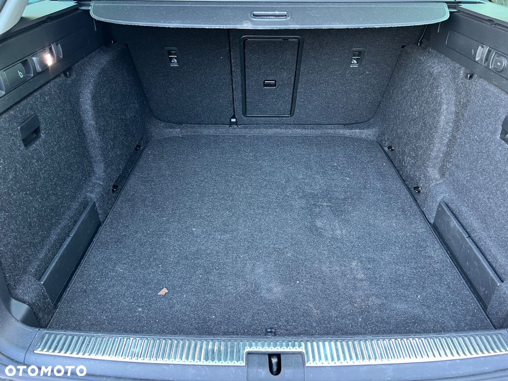 Skoda Superb 1.6 TDI DSG Ambition - 6