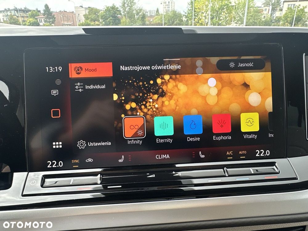 Volkswagen multivan Nowy Multivan L2 2.0 TDI 150 KM DSG 7 biegowa FWD - 19