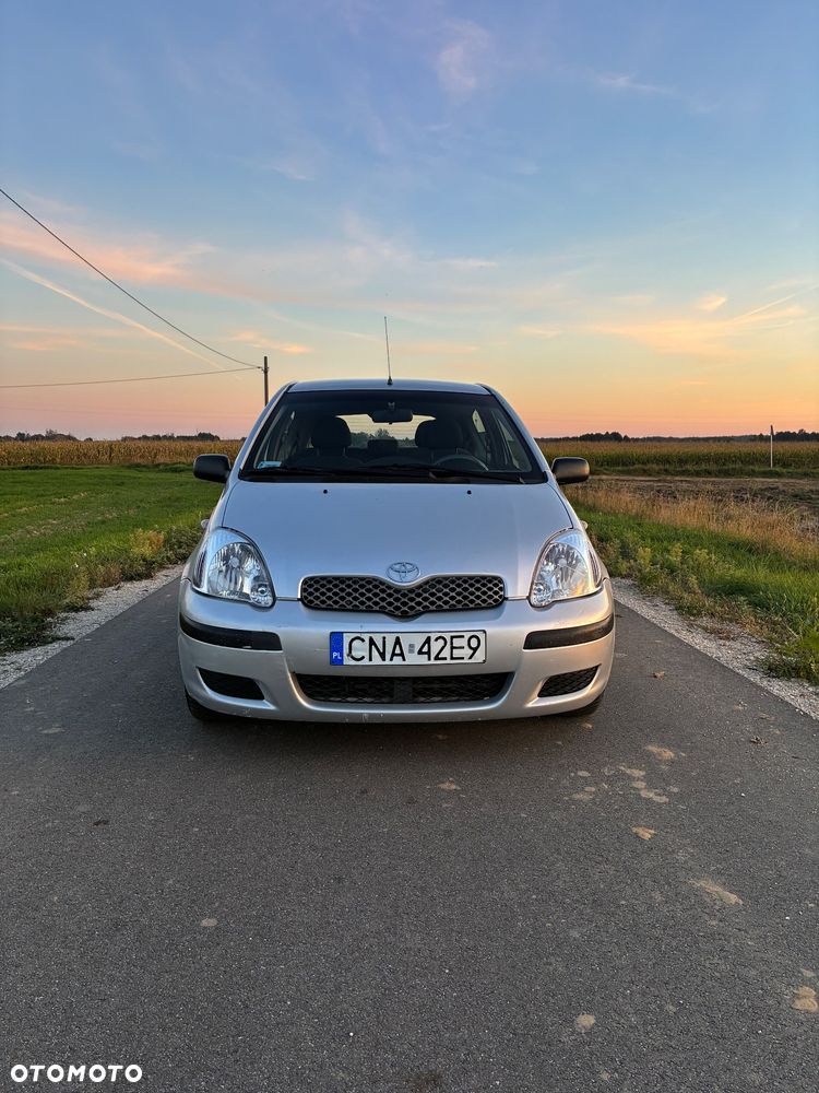 Toyota Yaris - 3