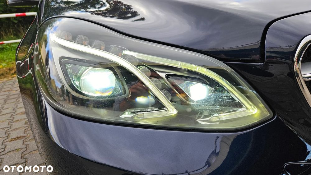 Mercedes-Benz Klasa E 220 CDI 7G-TRONIC Avantgarde - 35