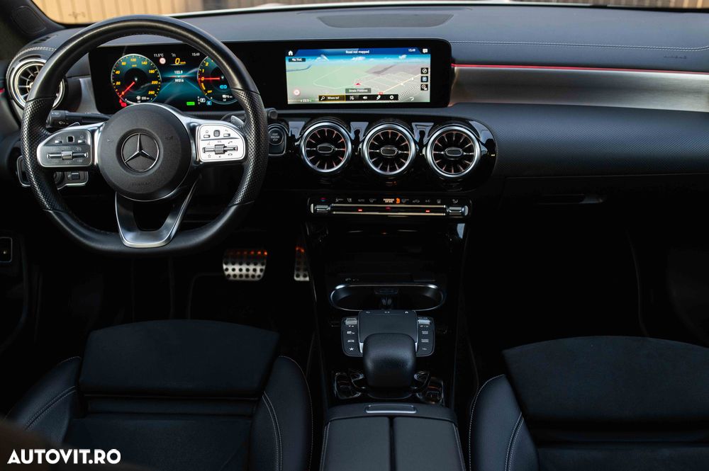 Mercedes-Benz CLA 250 e 8G-DCT AMG Line - 30