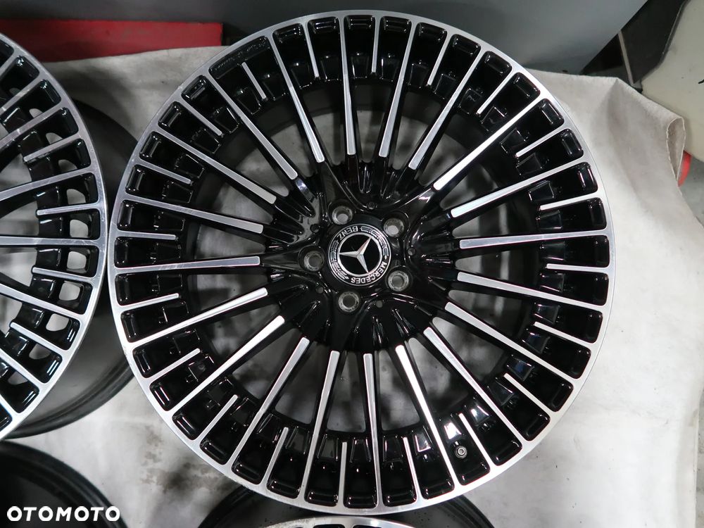 Felgi EQE AMG MERCEDES A2974011500 9,5X21ET41,5 - 5