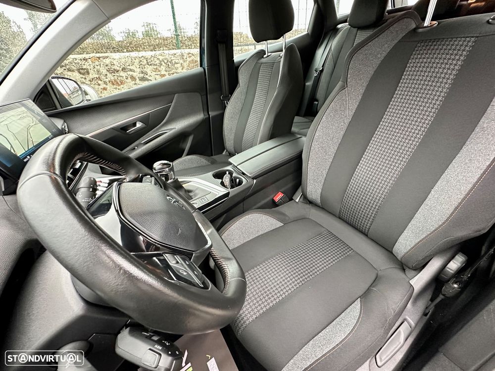 Peugeot 3008 PureTech 130 Stop & Start GPF Active - 22