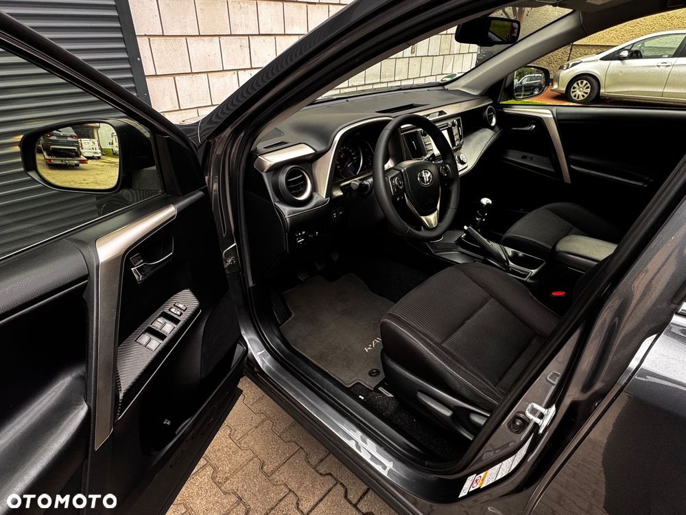 Toyota RAV4 2.0 Premium - 30