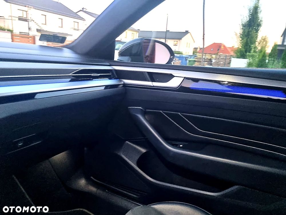 Volkswagen Arteon 2.0 TDI R-Line DSG - 20