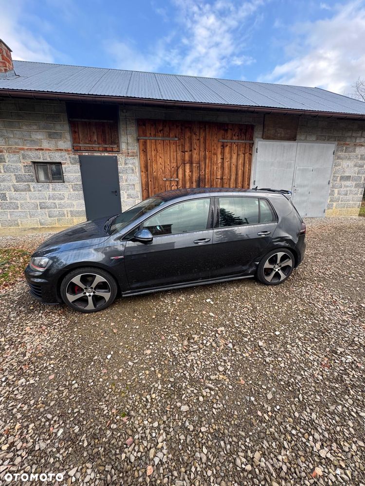 Volkswagen Golf 2.0 TSI BMT GTI DSG - 5