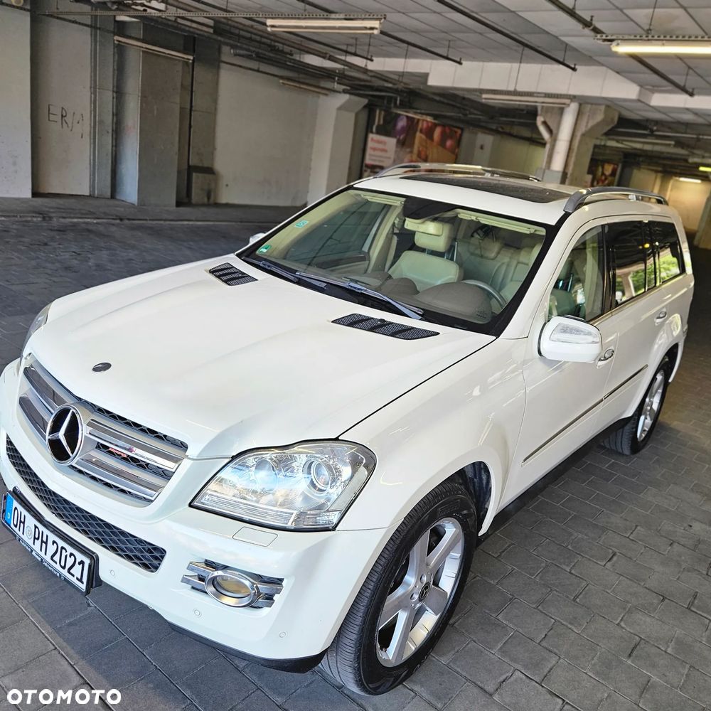 Mercedes-Benz GL - 1